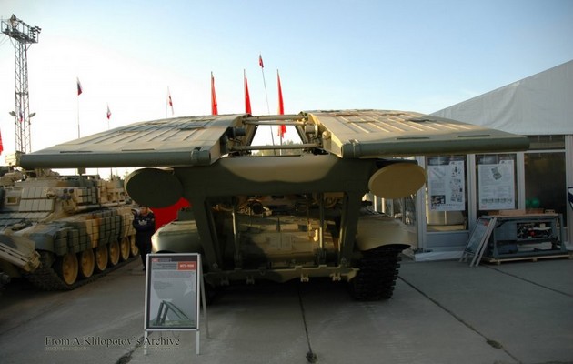 Puente de tanques MTU-90M TTX, Video, Una fotografía, Velocidad