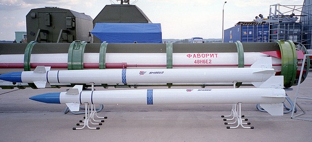
		ZRK S-400 "Triumph" (40P6) - système de missile anti-aérien