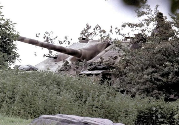 
		SdKfz 173 «Ягдпантера» немецкая противотанковая САУ