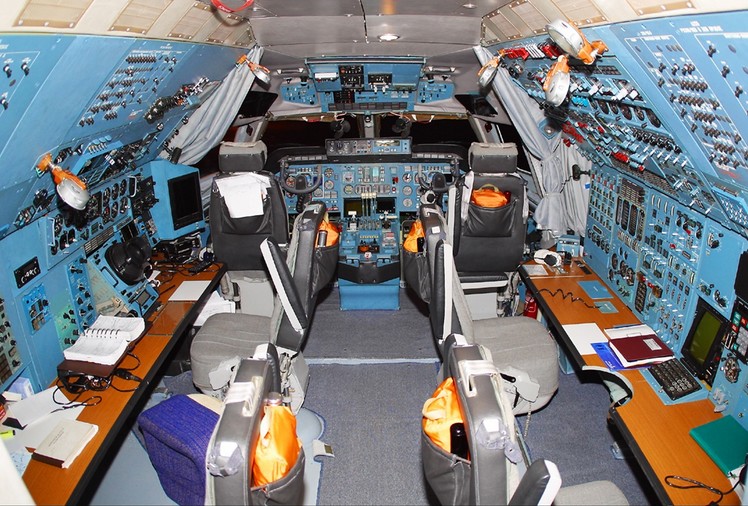  Motor Ruslan An-124. El peso. Historia. rango de vuelo. techo práctico