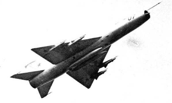  Су-9 Размеры. Motor. El peso. Historia. rango de vuelo. techo práctico