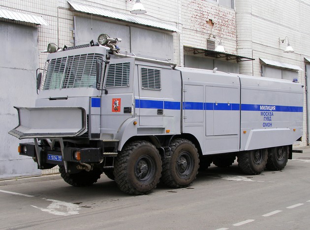 
		URAL-532362 Avalancha-Huracán" - vehículo especial a reacción