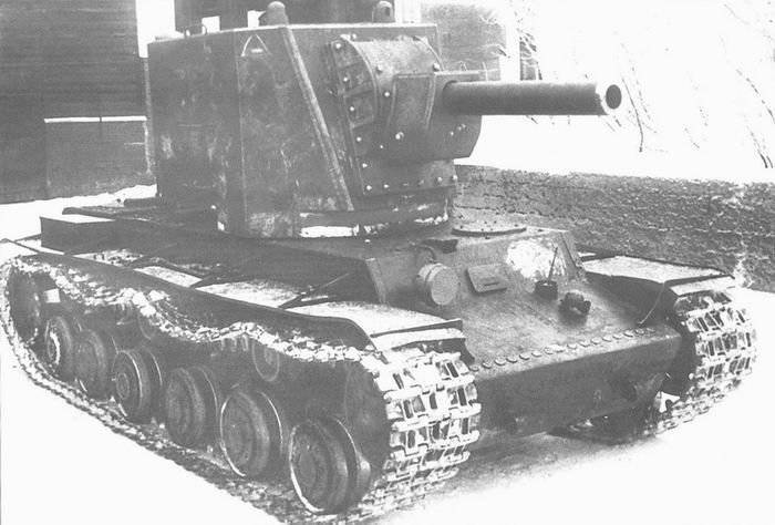 对于德国人来说，与 KV-2 的会面令人震惊 