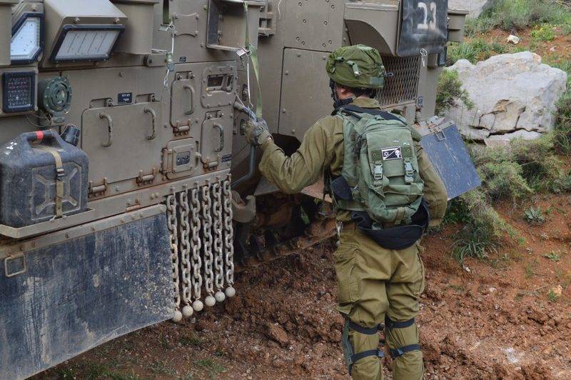 Минобороны Израиля показало новую бронемашину Nemera