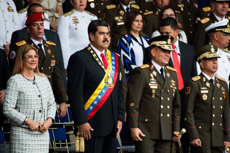 Президент Венесуэлы был атакован дронами. Пострадали лишь военнослужащие