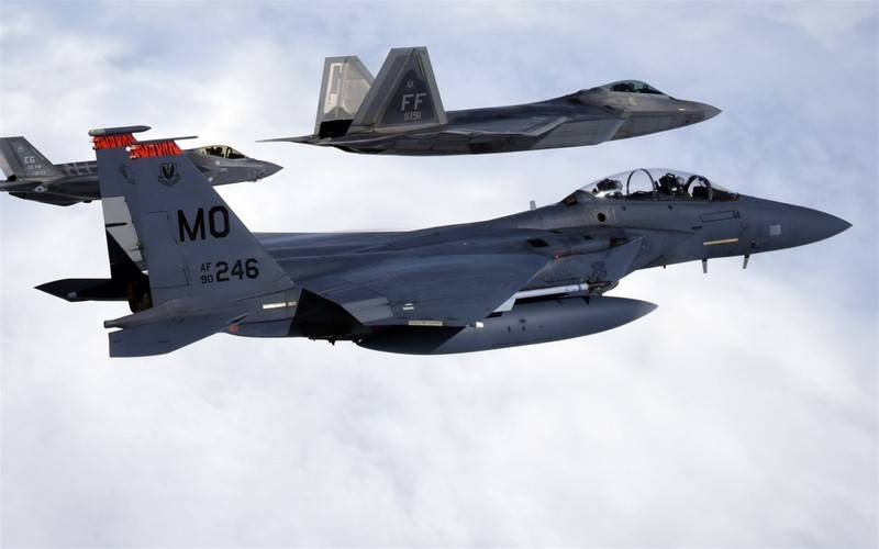 СМИ: Израиль выбирает между F-15 и F-35