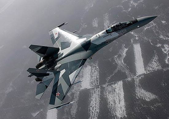 Су-35С сошлись в ближнем воздушном бою с Су-30СМ