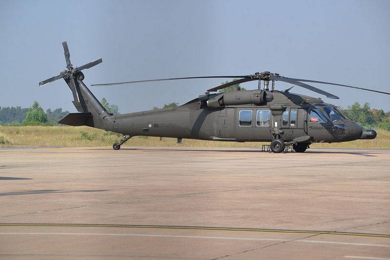 Латвия закупит в США вертолёты UH-60M "Блэк Хок", но за их же деньги