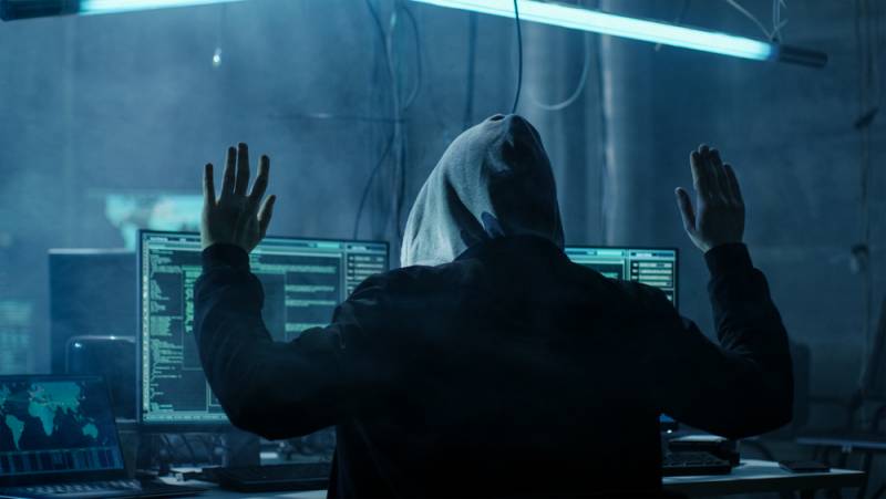 Лондон сформирует наступательные кибервойска. Удар по "русским хакерам"?