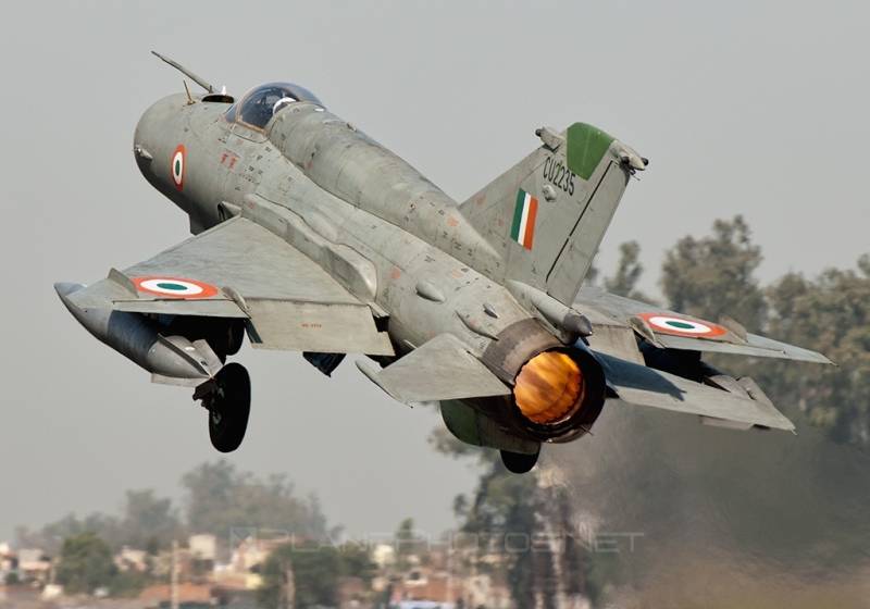 Индия передаст России раритетные МиГ-21