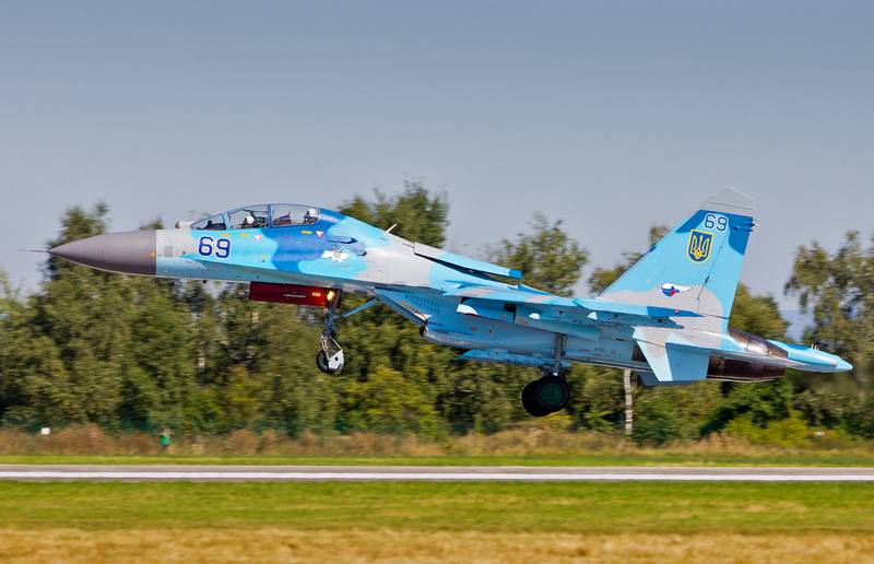 Су-27УБ ВВС Украины разбился в Винницкой области во время учений