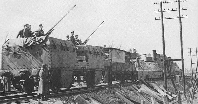Historias de armamento: nuestros trenes blindados 