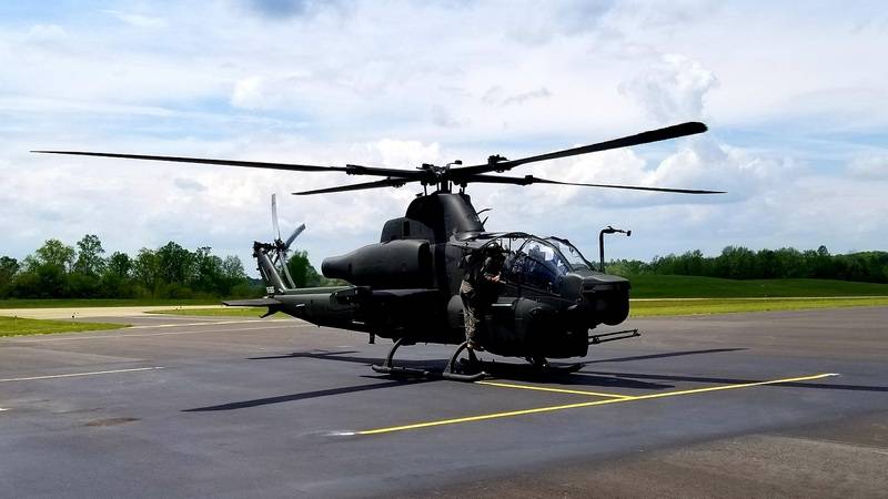 Американские вертолёты Вell AH-1Z Viper до Пакистана не долетят