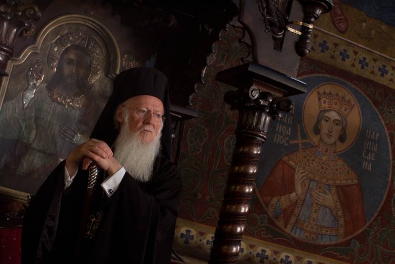 Варфоломей "распустил" Русскую православную церковь в Западной Европе