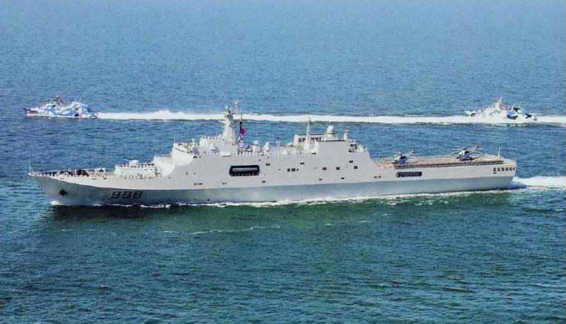 Индийский адмирал: Китай строит столько военных кораблей, сколько не строит никто