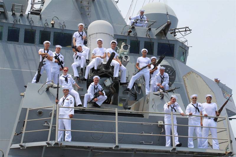 Американский дипломат объяснил, почему флоту США не нужно идти в Азовское море