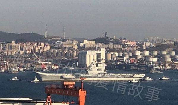 Авианосец ВМС Китая "Ляонин" после модернизации вышел в море