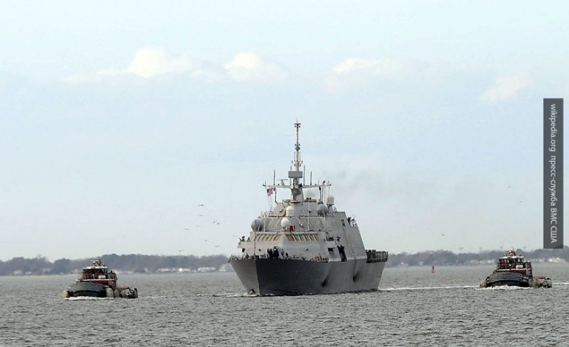 Американский вице-адмирал призвал сдерживать Россию и Китай кораблями-роботами