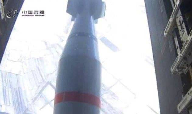 ВВС КНР испытали китайскую версию "царь-бомбы"