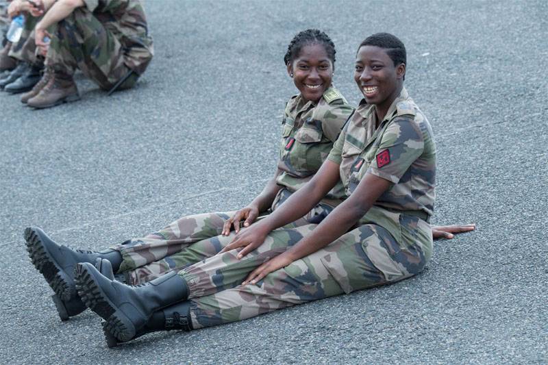 ВО-пятница: Женщины в армии Франции