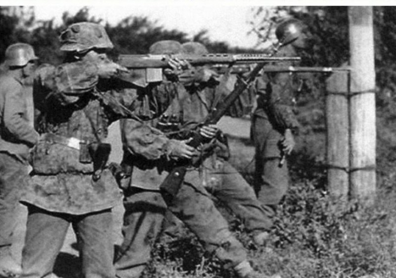 Myths about the Great Patriotic War: one rifle for three