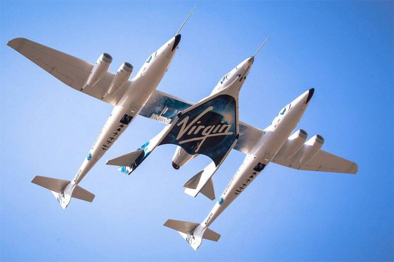Основатель Virgin Galactic объявил о скором начале коммерческих полётов в космос