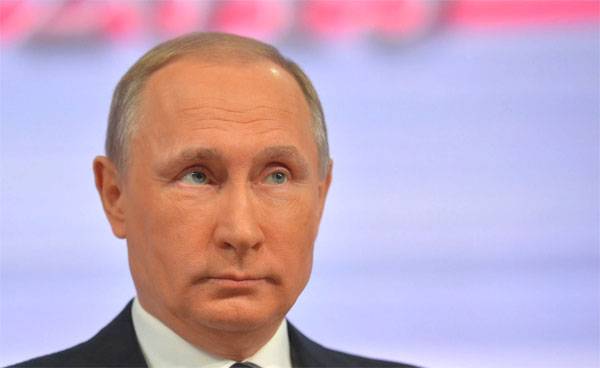 ВЦИОМ сообщает о падении уровня доверия президенту России
