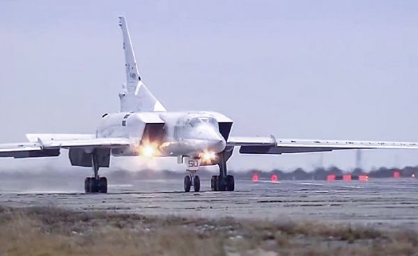 Появилось видео крушения Ту-22М под Мурманском