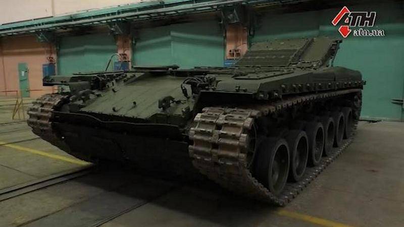 Украинский танк БМ "Оплот" так и не доехал до американских военных