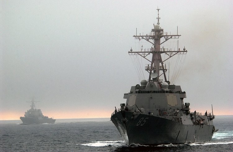 Russian Navy accompanies US destroyer in the Baltic Sea