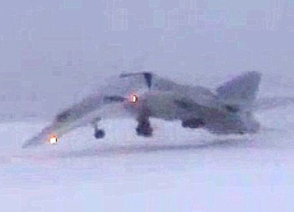 Expertos en aviación comentaron el video de la caída del Tu-22M3 en Olenegorsk