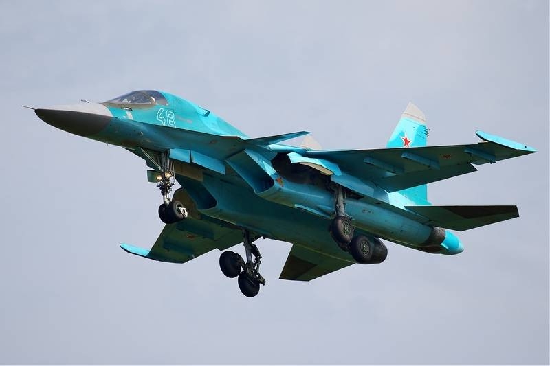 In the Tatar Strait, the search continues for the fourth member of the Su-34 crew