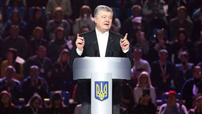 Порошенко рассказал о личном вкладе в выносе тел погибших на Майдане