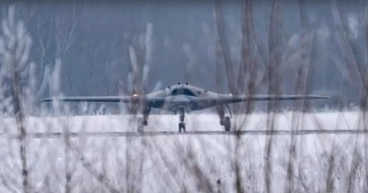 Российский беспилотный дрон «猎人» будет развивать сверхзвуковую скорость