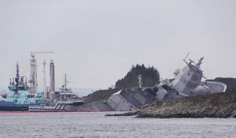 Норвежские военные не могут поднять фрегат, затонувший в результате их ошибки
