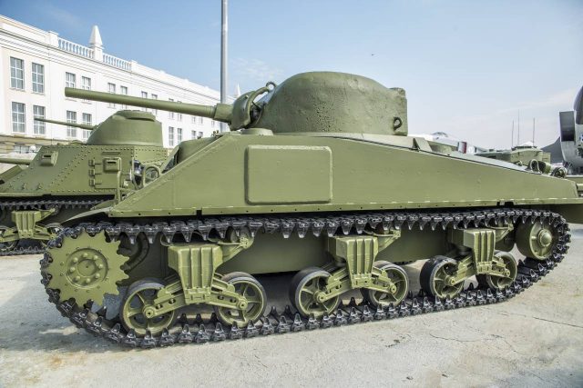 Другой ленд-лиз: танк М4 «Шерман», извечный соперник Т-34 