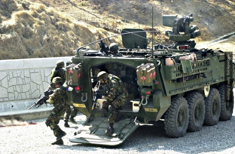США отправят в Европу бронированные Stryker для противостояния России — medios de comunicación en masa