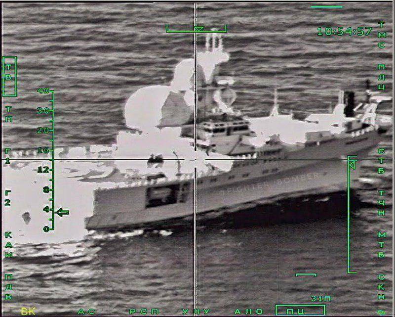 Норвежское судно-шпион попало в прицел российского Су-24