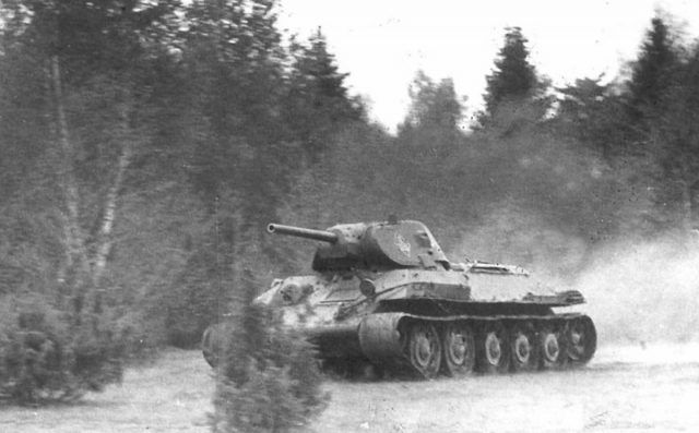 Why T-34 lost PzKpfw III, but I won «tigers» and «Panther». Part 3 