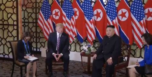 Трамп встретился с Ким Чен Ыном и сообщил ему о потенциале экономики КНДР