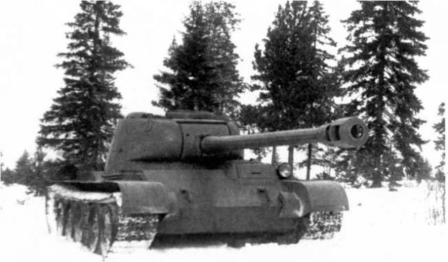Танки Александра Морозова Т-43 и Т-44 