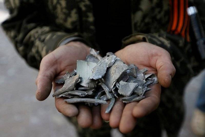 В ДНР отольют из осколков снарядов ВСУ "медаль Иуды" для Порошенко