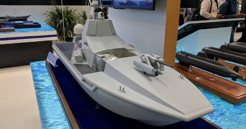 Китай представил надводный боевой беспилотник