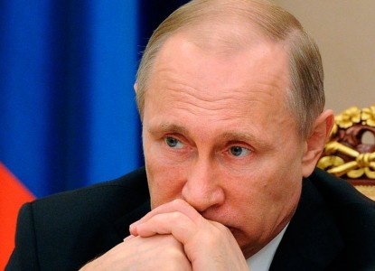 彭博社: Путин изучает вопрос смены власти по примеру Назарбаева