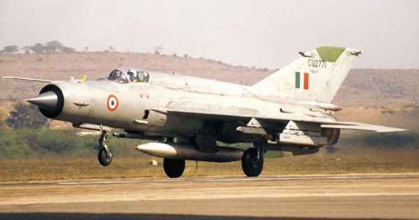 Почему итоги боя индийского МиГ-21 и пакистанского F-16 названы сенсационными?