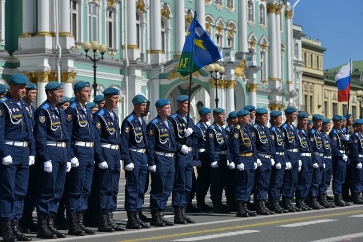 Россия, Египет и Белоруссия совместно проведут учения десантников
