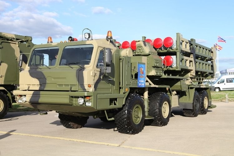 В ЮВО завершаются государственные испытания ЗРК С-350 «骑士»