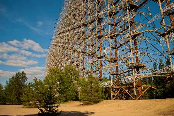 РЛС “Дуга”: что в Чернобыле делала советская суперантенна