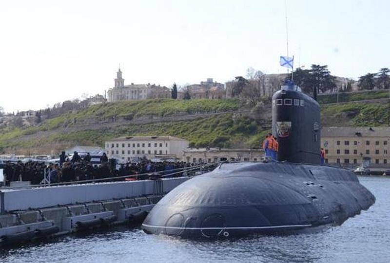 ДЭПЛ ЧФ "Великий Новгород" проекта 636.3 впервые прибыла в Севастополь