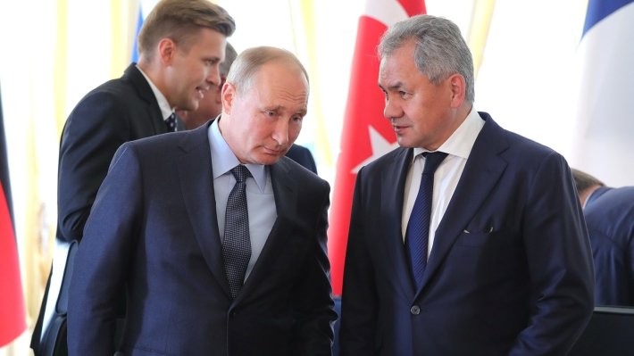 Шойгу сообщил Путину о поездке в Сирию